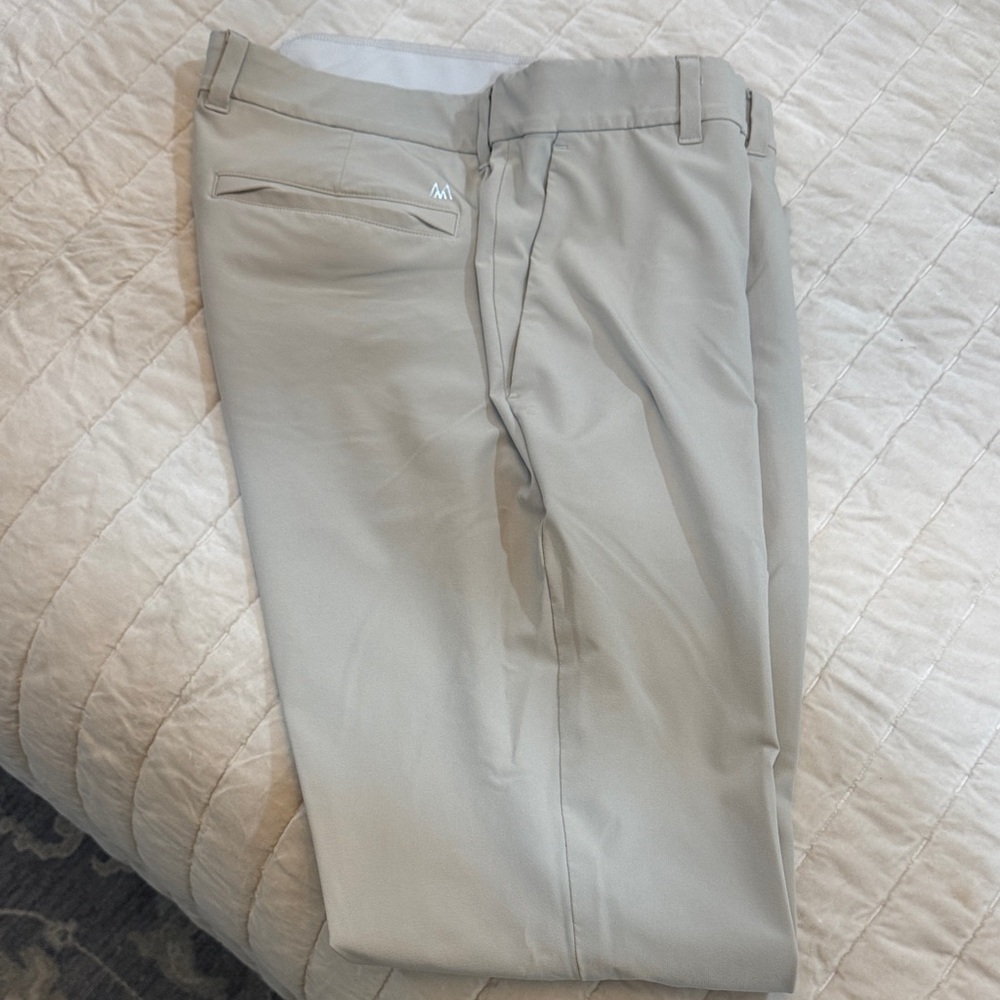 Mizzen+Main Light Khaki Chinos